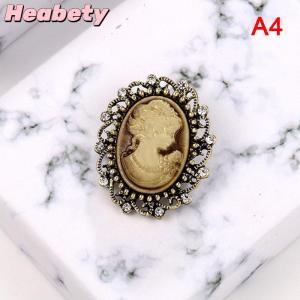 Heabety Vintage Gothic Style Head Statue Cameo Brooch Rhinestone Brooch for Women