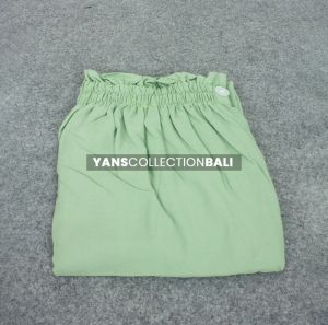 Celana haigwaist jumbo wanita kriwil XXL bawahan