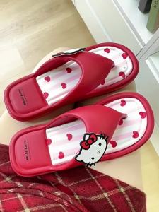 [Free Shipping] WomenS Summer Outdoor Slippers Non-Slip Suitable For Indoor And Home Use Fashionable With A Soft Sole And Cartoon Design