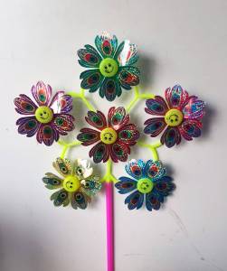 กังหันลมรูปดอกไม้พลาสติก 6ดอก