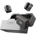 DJI Mic Mini (2 TX + 1 RX + Sạc Trường Hợp) Pin Mic Không Dây Ultralight Chất Lượng Cao Âm Thanh 48 Giờ Sử Dụng Tiếng Ồn Hủy Bỏ Tự Động Giới Hạn Chức Năng Micro không dây Cho Máy Ảnh/iPhone/Android Vlog Chụp Streaming. 