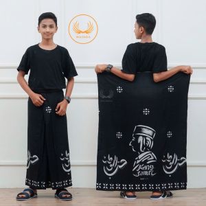 Sarung Batik Motif Astronot Sarung Pria Dewasa Printing Ombak Sarung Batik Pekalongan Sarung Wajada