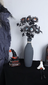 Halloween Bouquets Decoration Artificial Flower Stem with Realistic Leaf Eyeballs for Halloween Party Table Centerpieces