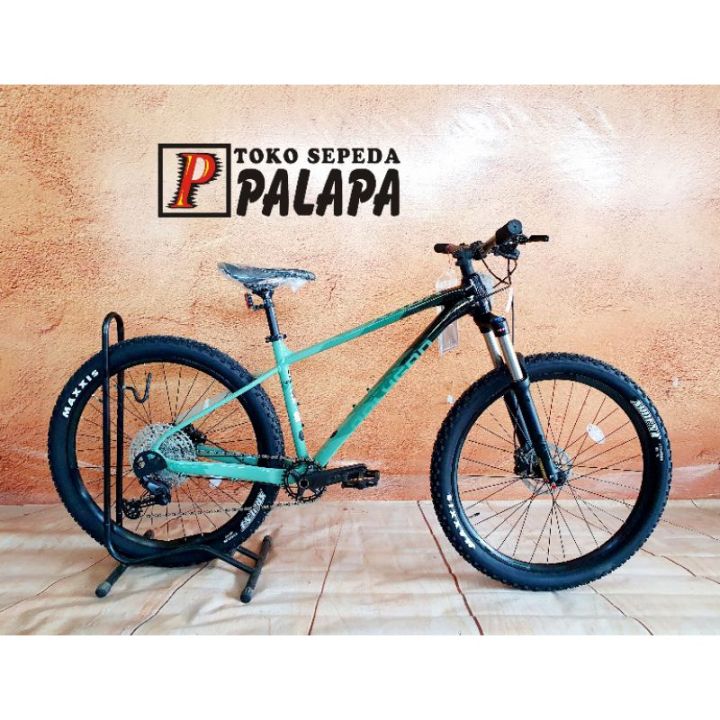 Polygon xtrada 2024 6.0 mountain bike