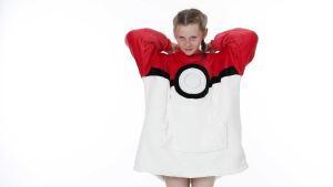 ผ้าห่มฮู้ดเด็กโปเกมอนขนาดใหญ่ ซับในสองชั้น ขนเฟลซเชอร์ปา สีเหลืองหรือสีแดง