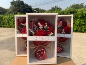 ของขวัญวาเลนไทน์ ของขวัญให้แฟน ดอกกุหลาบ ช่อหมีบอกรัก ช่อบูเก้ พร้อมส่ง