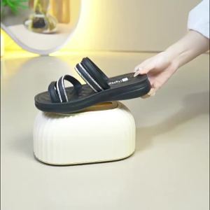 [FreeShipping] 2026 Summer New Style Womens Slippers for Outdoor Wear Fashionable Non-Slip Comfortable Breathable Flat Sandals for Middle-Aged and Elderly Women