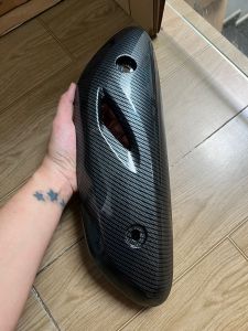 Ốp pô Che pô màu Cacbon xe Scoopy đời  2020 2021 2022 2023 2024 ver 2