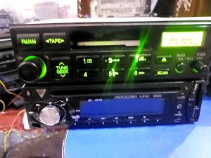 Máy phát nhạc liền Amply xe Hyundai. Tính năng Radio. Tape. giành cho mọi loại xe