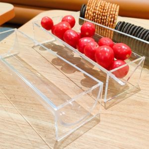 LUXURYLYN Cracker Holder Cracker Tray Acrylic Clear Cracker Serving Tray Elegant 8.72.7in Dessert Display for Wedding Party