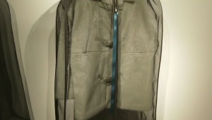 High Quality Suit Storage Bags Transparent Design Breathable Fabric Ideal for Home Closet or Travel Use