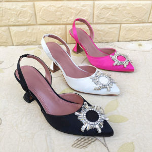 Sepatu Amina Satin Crystal