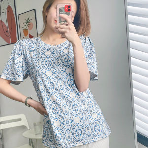 LEAShop สินค้ามาใหม่🎉 วัสดุคุณภาพดี ลุคไปทะเลชิคๆ นุ่มนวล สะดวกสบาย👑 กับเสื้อยืดสไตล์วินเทจ สกรีนลาย สุดปัง 🌺💥