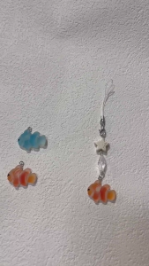 Handcrafted Ocean Theme Keychain Acrylic Beaded Keyring Clownfish Charm Phone Chain with Starfish Bag Pendant Ornament