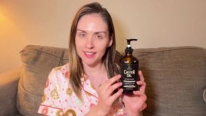 INFINA ESSENTIALS Pure Cold Pressed Castor Oil - Hexane Free Glass Bottle for Face Scalp Skin & Eyelashes - ing and Moisturizing - 16 fl oz