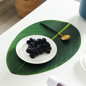 Taplak Meja Daun Pisang Artificial / Taplak Meja Tamu Meja Makan  Bentuk Daun Pisang Table Runner Ukuran 33X47/46X106Cm