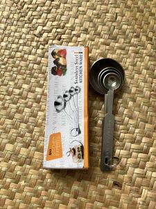 Bộ 4 muỗng đong inox - muỗng - thìa đong định lượng Bộ muỗng đong là một dụng cụ không thể thiếu cho Bartender Chất liệu thép không gỉ chất lượng cao an toàn và không độc hại không mùi và tốt cho sức khỏe. Giúp định lượng pha chế thức uống được tốt hơn