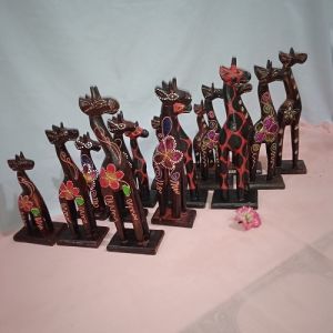 Pajangan Kayu Jerapah Mini Lucu 1 Set (3pcs) Ukuran 25 cm