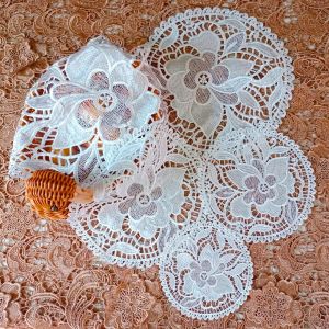 DANGSTORA White Hollow Crochet Table Decoration Tablecloth Lace Pad Doily Coaster Placemat