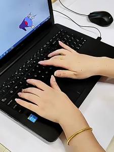 Gradient Color Wrist Rest Mouse Pad for Women Office Essential Computer Desk Accessory - Reliable Utility | Barangan Berkualiti Reka Bentuk Praktikal Mudah Guna