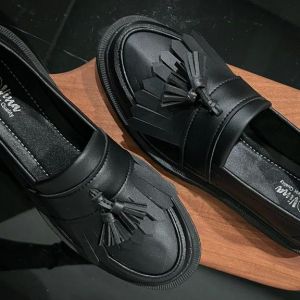 Sepatu Loafers | Sepatu Klasik Pria Dewasa | Sepatu Formal | Sepatu Casual | Sepatu Venny Loafers | Sepatu Kondangan | Sepatu Kerja Kntoran yang fashionable | Sepatu Slop Kerja | Sepatu Slip on | Dr Martens Sepatu Dockmart Sepatu Cowok Terbaru 2023