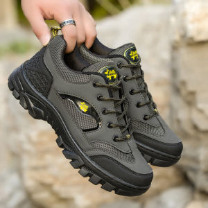 QZshop  งานแนะนำสุดปังพร้อมส่ง รองเท้าทรงสปอร์ตผู้ชายแฟชั่น งานปัง ทรงสวย น้ำหนักเบา ใส่สบาย ตัวรองเท้าทำความสะอาดง่าย พร้อมส่งเลือกถึง 3 สีพร้อมส่ง รุ่นนี้มีติดบ้านไว้สักคู่อุ่นใจแน่นอน