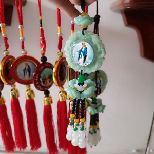 Móc dây treo xe dây dù kết đá cẩm thạch có gắn hình Chúa và Mẹ 2 mặt - quà tặng công giáo