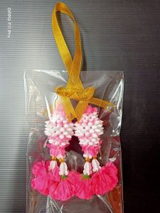 พวงมาลัยโบว์ทองพุดตูมชายดาวเรือง ดอกไม้ผ้าและพลาสติก