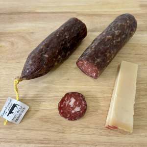 ไส้กรอกแห้งซาลามี่เนื้อวัว 100% ผสมพาร์เมซาน 225–250 กรัม