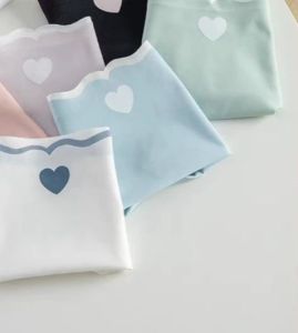 HIGHCLASS - SEAMLES CELANA DALAM WANITA PREMIUM QUALITY SEAMLESS Celana Dalam Wanita Motif Love CD71