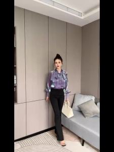 Dazzlin  เสื้อเชิ้ตสตรีผ้าตาข่ายแบบอ่อนโยนสำหรับฤดูใบไม้ผลิ