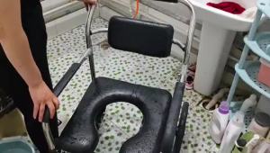 孕妇洗澡椅老人坐便器残疾病人家用移动马桶坐便椅加厚可折叠