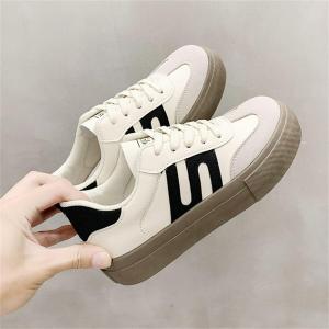 แฟชั่นall-match รองเท้าบอร์ดทรง วัสดุ PU รองเท้าผ้าใบผู้หญิงลำลอง รองเท้าผ้าใบพื้นนุ่ม เหมาะสำหรับสวมใส่และจับคู่