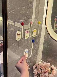 ตะขอแขวนห้องน้ำ Dopamine ไม่ต้องเจาะ กาวแข็งแรง ทนทาน แขวนประตูด้านหลัง ไม่มีร่องรอย ตะขอแขวนเสื้อผ้า คลิปผมในห้องน้ำ ตะขอแขวนกาว [ จัดส่งฟรี ]