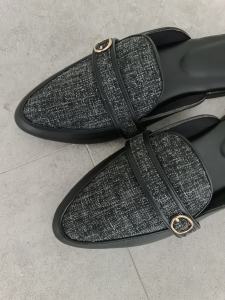 Leora Veddira - Bloomberg - Sandal Mules Big Size Jumbo - BIG SIZE JUMBO - BS Mules - SANDAL BIG SIZE JUMBO - Sepatu Big Size Jumbo - Sandal Big Size Jumbo Wanita - Sendal Dewasa Perempuan