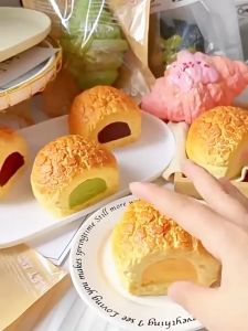 Bread Squeeze Toy Slow Rebound Soft Squishy Food Stress Relief Toys Egg Toast Creative Gift Mainan