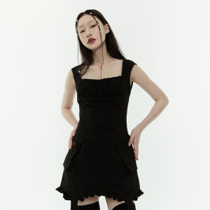 LOOKthatPEOPLE Ruffled Backless Dress
