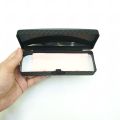 Hộp đựng kính nhựa - Đựng kính cận - Tặng kèm khăn lau kính (giao màu ngẫu nhiên). 