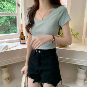 YOLO เสื้อแขนสั้นของผู้หญิงรัดรูปรัดรูปรัดรูปสีของแข็งยืดหยุ่นสำหรับผู้หญิงดีไซน์เสื้อยืดสั้นให้คอกลมฤดูร้อนสไตล์เกาหลีอเนกประสงค์