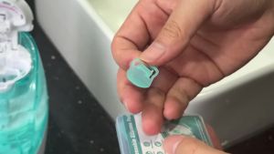 100pcs Salt Saline Packets + 9 PCS Silicone Pads Neti Pot Sinus Nasal Wash Rinse 2.34g Salt Packets Refills Accessories for Substitute Saline Pods