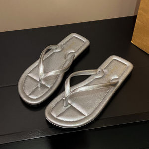 [Free Shipping] Summer new Korean-style flat flip-flops for women trendy and simple two-tone sandals for outdoor wear beach shoes for women