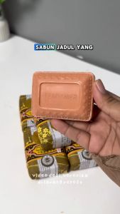 Sabun Bee & Flower Original Sandalwood 125g & 81g Sabun Cap Tawon Harum Tahan Lama Bee Flower Brand.