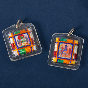 Fantic Tibetan Tangka Green Tara Buddhism Keychains Small Pendants Pocket Fengshui Key Chain Decoration