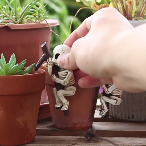 Sáng tạo thủ công nhựa xương giá treo chậu hoa Ví kép móc áo trang trí thích hợp cho Halloween lễ hội 2X