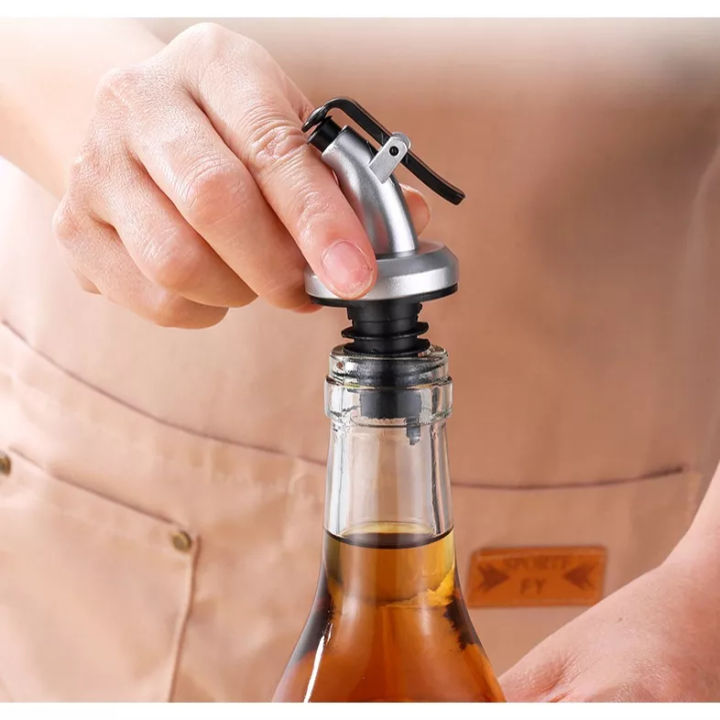 Tutup%20Botol%20Multifungsi%20Wine%20Kecap%20Madu%20Sirup%20Minyak%20Wine%20Spirit%20Liquor%20Bahan%20Rubber%20&%20Stainless%20Steel%20Bottle%20Pourer%20Bisa%20Cod%20Termurah%20S7D1%20-%20Image%202