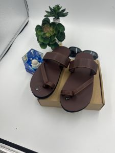 Dép xỏ ngón chéo nâu nam nữ-xăng đan học sinh