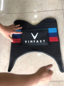Thảm lót chân xe máy điện Vinfat Motio