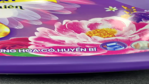 Nước giặt Surf hương cỏ huyền bí can 27kg