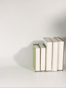 กล่องใส่กระดาษทิชชู่เดสก์ท็อปที่ใส่กระดาษชำระม้วนกล่องพลาสติกสำหรับห้องน้ำห้องครัวในครัวเรือนหรือสำนักงานกระดาษออแกไนเซอร์