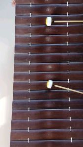 ไม้ตีระนาดเอก ไม้แข็ง (หัวเรซิ่น ปิดทอง)